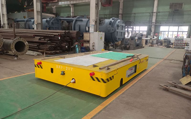 電動(dòng)無軌平板車液壓轉(zhuǎn)向方式的特點(diǎn)，與常規(guī)差速轉(zhuǎn)向的區(qū)別是什么？